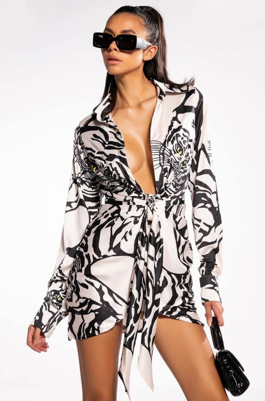 Mini Dresses * | She'S Dangerous Low V Mini Dress Ivory Multi