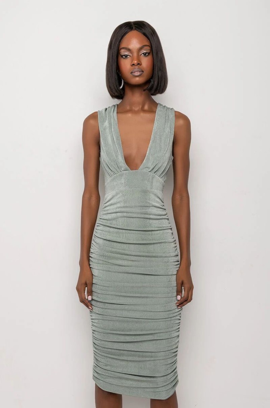 Sexy Dresses * | Class Act Slinky Midi Dress Light Green